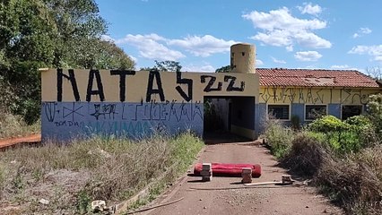 UM MOTEL ABANDONADO NA ANHANGÜERA