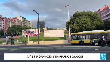 En Portugal, el papa Francisco fue recibido con protestas y denuncias de abuso sexual