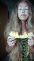 L’influenceuse Zhanna D’Art, 39 ans, spécialiste dans les régimes alimentaires serait morte de... malnutrition en prônant une alimentation uniquement à base de fruits et sans boisson !