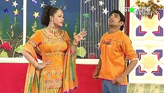Zafri Khan, Nargis and Sakhawat Naz New Pakistani Stage Drama Full Comedy Clip - Pk Mast