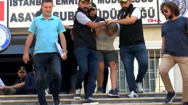 Esenyurt'ta tekel bayisine yapılan silahlı saldırıyla ilgili gözaltına alınanlar adliyeye sevk edildi