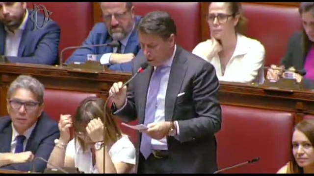 Salario minimo, Conte: lo volete ricco solo per i parlamentari