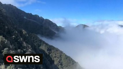Backpacker stuck 3,000 metres up on one of world's highest cable cars for three hours