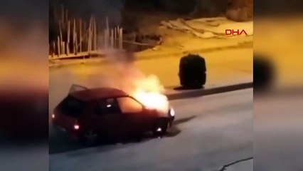 La voiture qui a pris feu en roulant à Elazig a brûlé