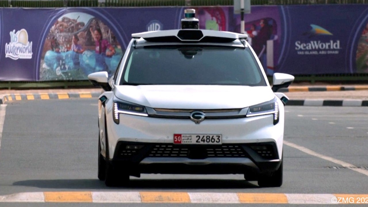 AI Powered, Self-Driving Taxis Begin Service in the UAE - video Dailymotion