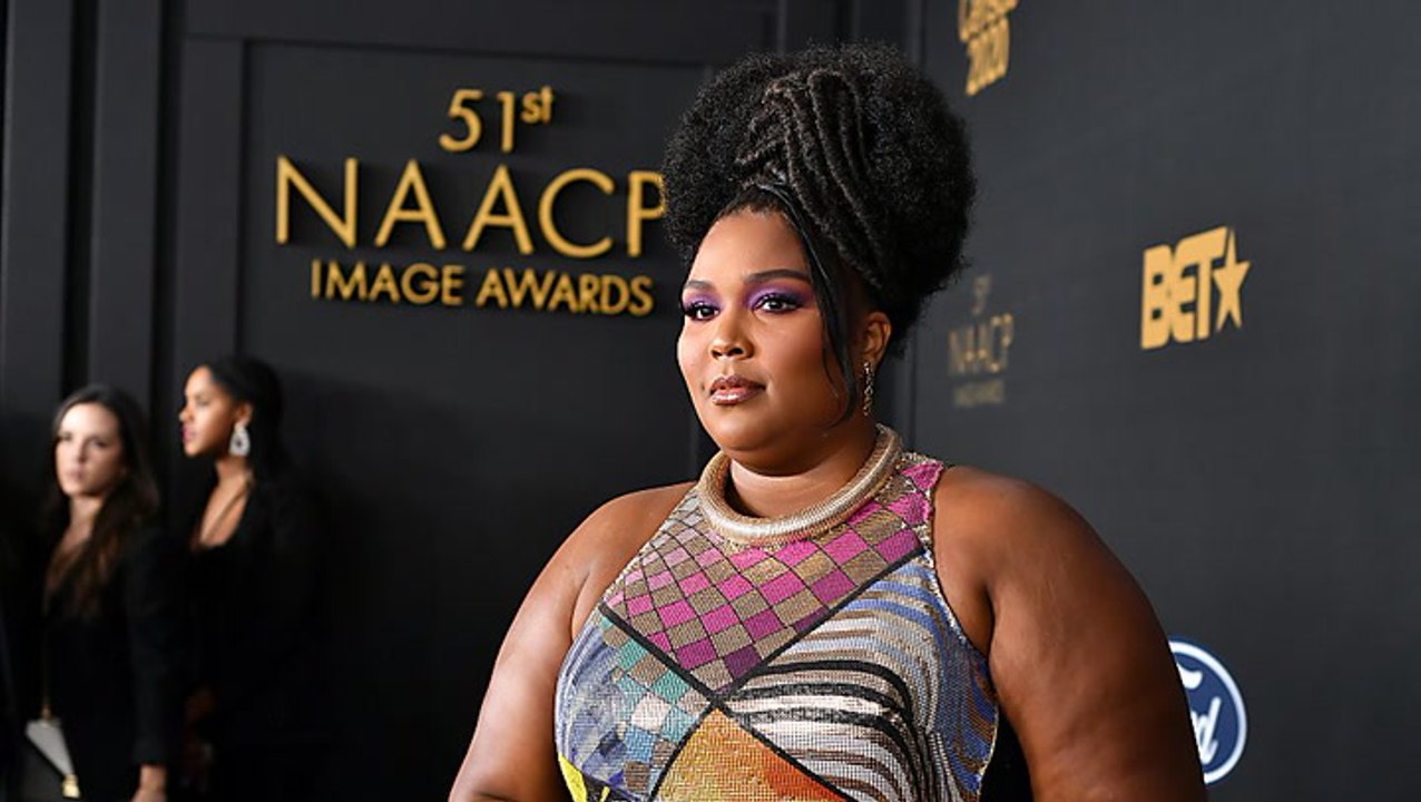 Lizzo meldet sich nach heftigen Vorwürfen erstmals zu Wort