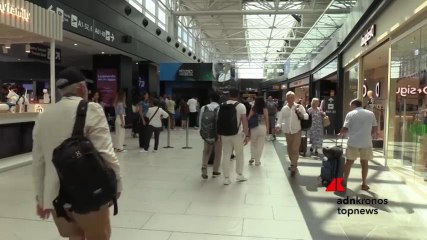 Скачать видео: Clima, a Fiumicino un’opera interattiva per sensibilizzare i viaggiatori sulla sostenibilità