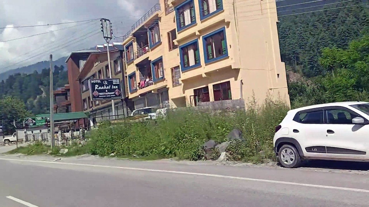 बारिश और बाढ़ के बाद दिल्ली से मनाली का सफर , roads are now good, vehicles , buses are plying, NEW