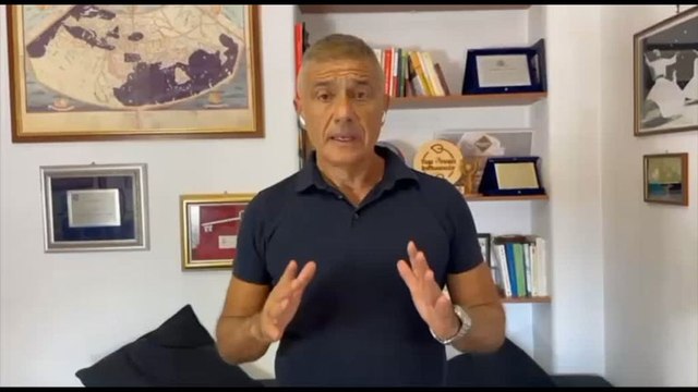 Piazza Plebiscito a Napoli, Pecoraro Scanio: bravo il Prefetto