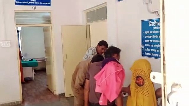 सरकारी जमीन के विवाद पर दो पक्षों में चली लाठी, फर्सा, छह घायल