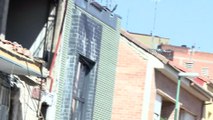 La unidad de drones de la Policía de Valladolid inspecciona el edificio explotado de la calle Goya