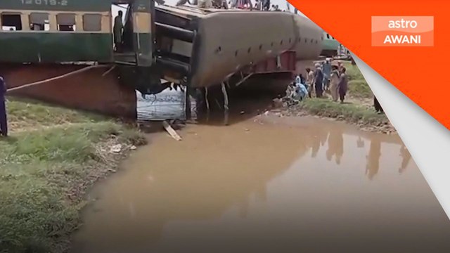 30 maut, lebih 100 cedera selepas kereta api tergelincir di Pakistan