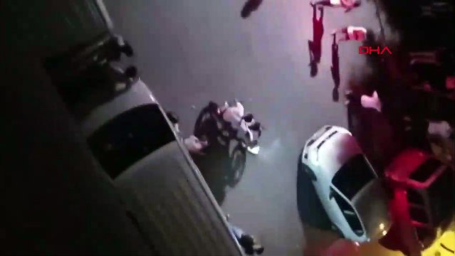 Zeytinburnu'nda Asker Eğlencesinde Araçlardan Havaya Ateş Açıldı