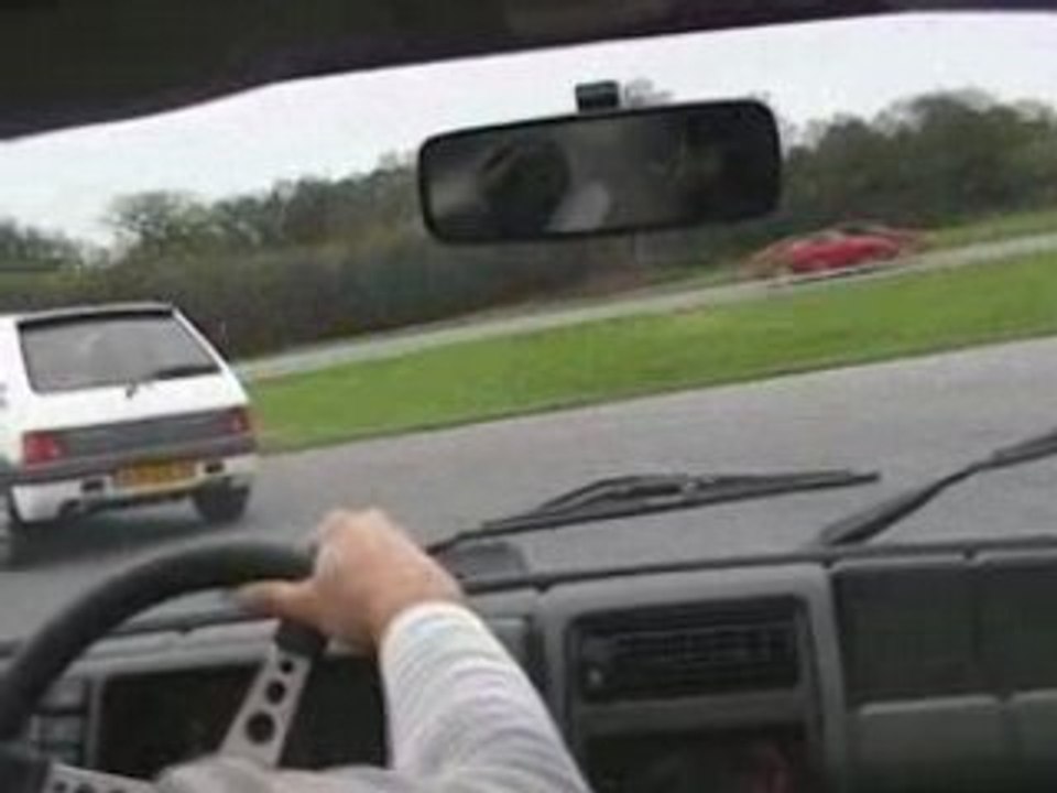 R5 alipine turbo sur le circuit de Loheac