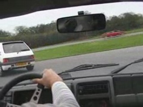 R5 alipine turbo sur le circuit de Loheac