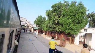 Hazara Express 11UP Departure from Sargodha Jn To Rawalpindi with Beautiful Departure