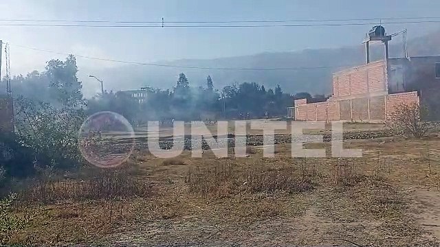 Con petardos, regresan los duros enfrentamientos entre pobladores de Colcapirhua y Tiquipaya