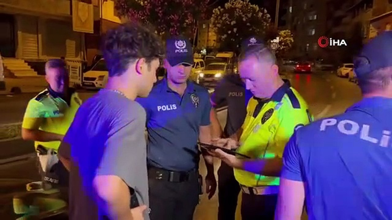 Le conducteur qui n'a pas respecté l'avertissement «stop» à Gaziosmanpaşa a eu un accident