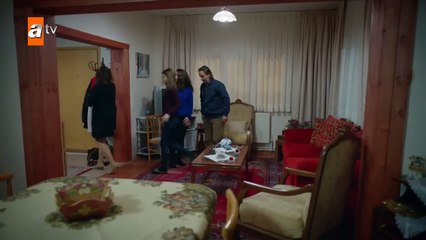 220. Huerfanas (Kirgin Cicekler), en español