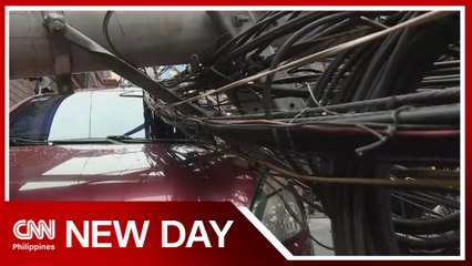 3 people hurt after multiple electric posts collapsed in Binondo | New Day