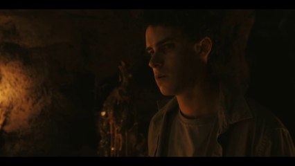 I Know What You Did Last Summer | Dylan in a cave, makes a discov