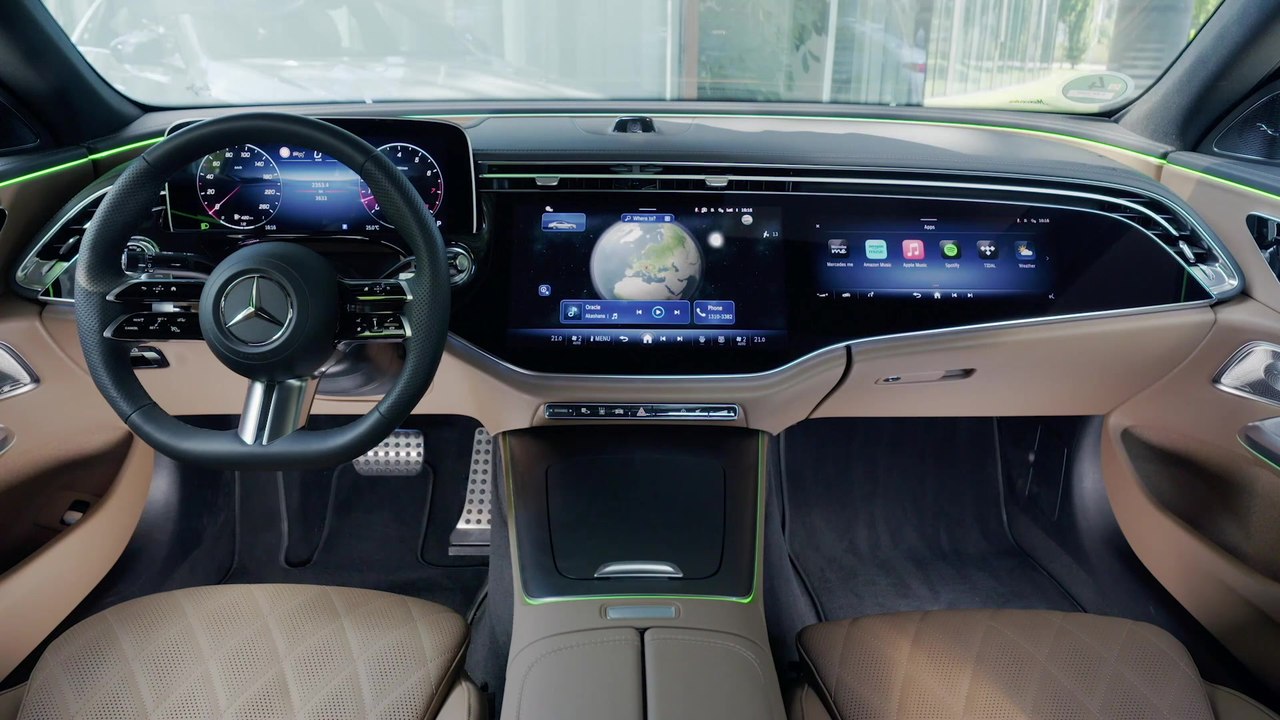 Die neue Mercedes-Benz E-Klasse - MBUX (Mercedes-Benz User Experience)