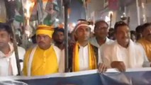 बड़वानी: कांग्रेस द्वारा निकाली जा रही आदिवासी स्वाभिमान यात्रा, झंडा चौक में हुई भव्य जनसभा