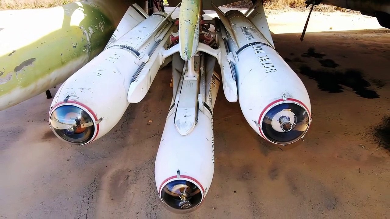 F 4E Phantom II - aircraft - HD