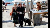 François Hollande et Julie Gayet en vacances  ils se la coulent douce à la plage ! ( PHOTOS )