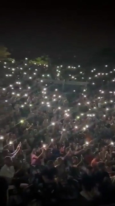 Sefo- Simge "Görmem Böylesini" şarkı sözleri nedir? Sefo- Simge "Görmem Böylesini" sözleri!