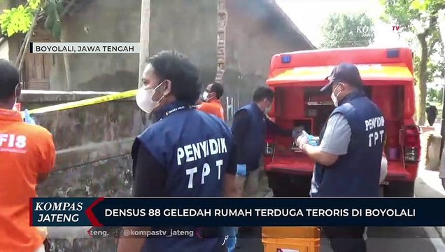 Densus 88 Geledah Rumah Terduga Teroris Di Boyolali