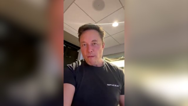 Elon Musk canlı yayın testi yaptı, sosyal medya hesabına not düştü: Canlı video artık oldukça iyi çalışıyor