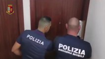 Blitz della polizia a Cagliari, sequestrata casa a luci rosse