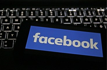 Meta slammed as 'irresponsible' for blocking Facebook ads in Canada