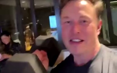 Musk saca músculo (literalmente) y presenta la renovada función que va a competir con Twitch