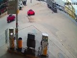 VÍDEO: Motorista tem mal súbito e carreta invade posto de combustíveis