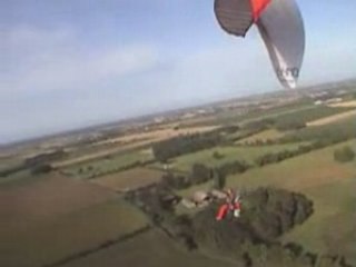 Paramoteur 64. Vol aux Folies 2007 www.paramoteur64.com