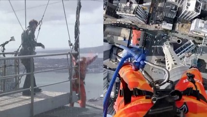 Adventurous Women Take the Plunge from New Zealand’s Tallest Building 🏢
