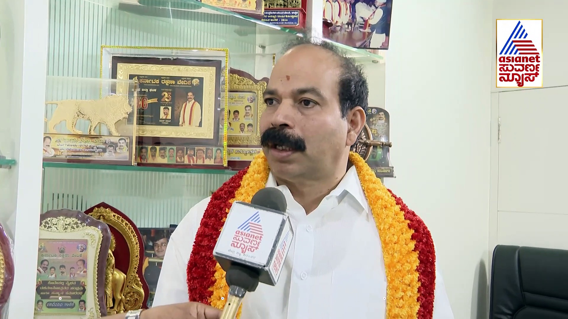 ಹೊಸೂರಿನ ಬದಲು ಬೆಂಗಳೂರು ಗ್ರಾಮಾಂತರಕ್ಕೆ ಮೆಟ್ರೋ ಕಲ್ಪಿಸಲಿ: ಕರವೇ ಪ್ರವೀಣ್ ಕುಮಾರ್