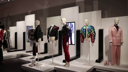 '보헤미안 랩소디' 프레디 머큐리 피아노 경매 올라 / YTN