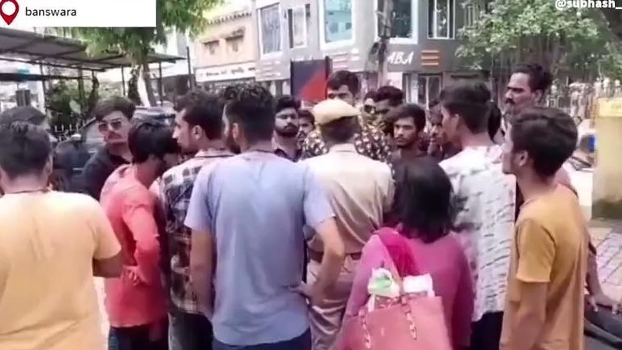 बांसवाड़ा: धर्म परिवर्तन की सूचना पर फैला हिंदू संगठनों में आक्रोश, किया कुछ ऐसा