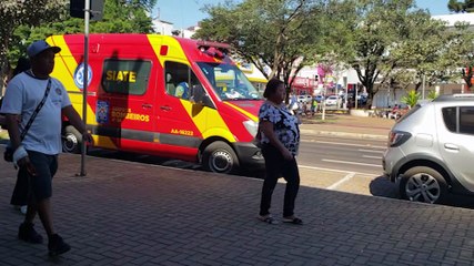 Idoso sofre contusão no nariz após queda no Centro