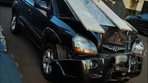 Três carros ficam danificados em acidente no Bairro Neva em Cascavel A batida aconteceu na noite desta sexta-feira (40