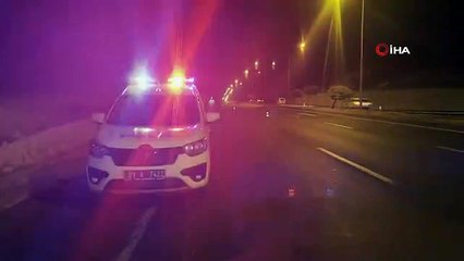 Tekerleği kopan araç şarampole yuvarlandı: 6 yaralı