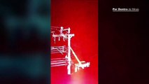 Homem sobe em poste de energia elétrica após fuga da polícia em Itabira
