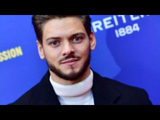 Rayane Bensetti se livre sur cette soirée arrosée avec une star qui a failli lui coûter la vie