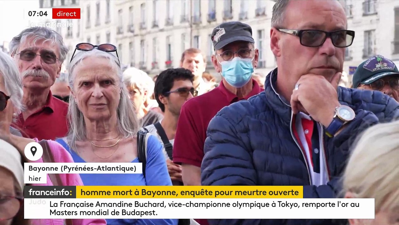 Plusieurs centaines de personnes se sont réunies hier soir à Bayonne pour protester "contre toutes les violences", après le décès d’un homme des suites d’une agression fin juillet durant les fêtes de la ville - VIDEO