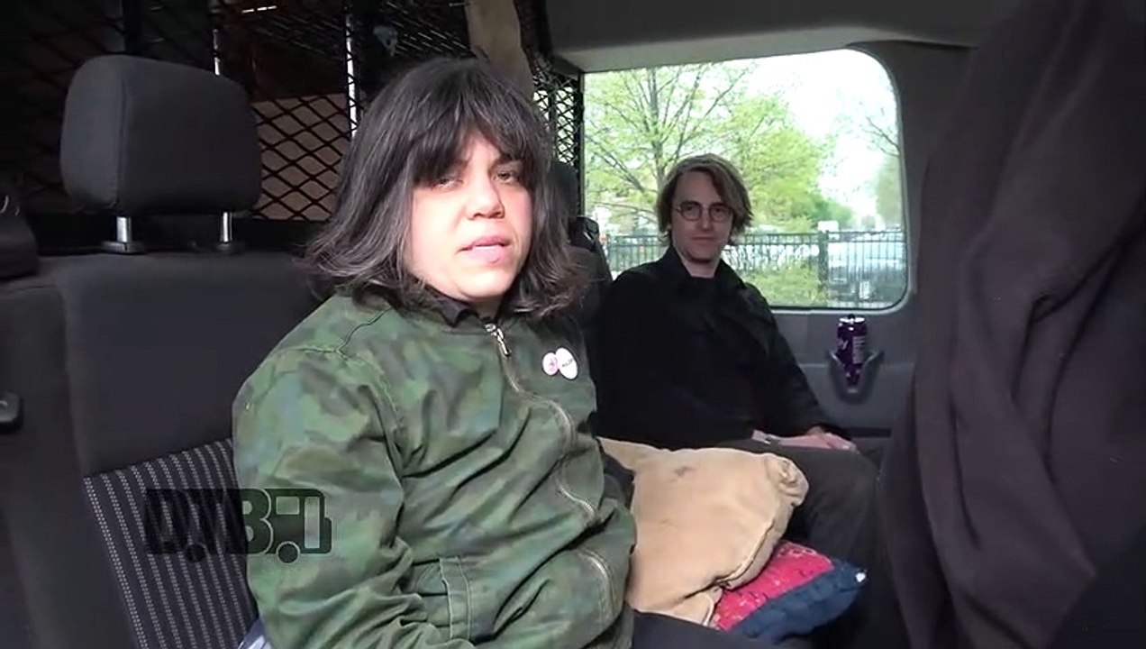 Screaming Females - BUS INVADERS Ep. 1774