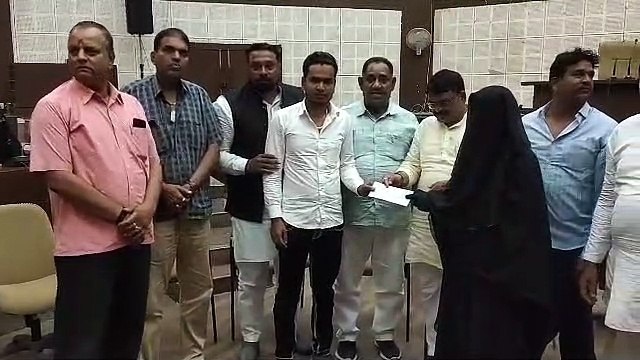 Chief Minister Nikah Yojana: Corporation distributed checks