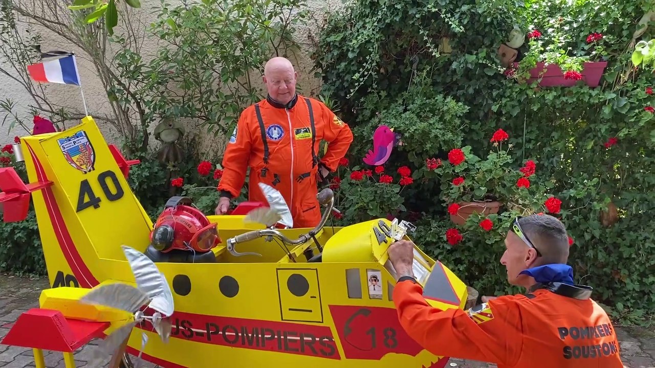 Le solex Canadair de Nanard, pour la course emblématique des Fêtes de Soustons
